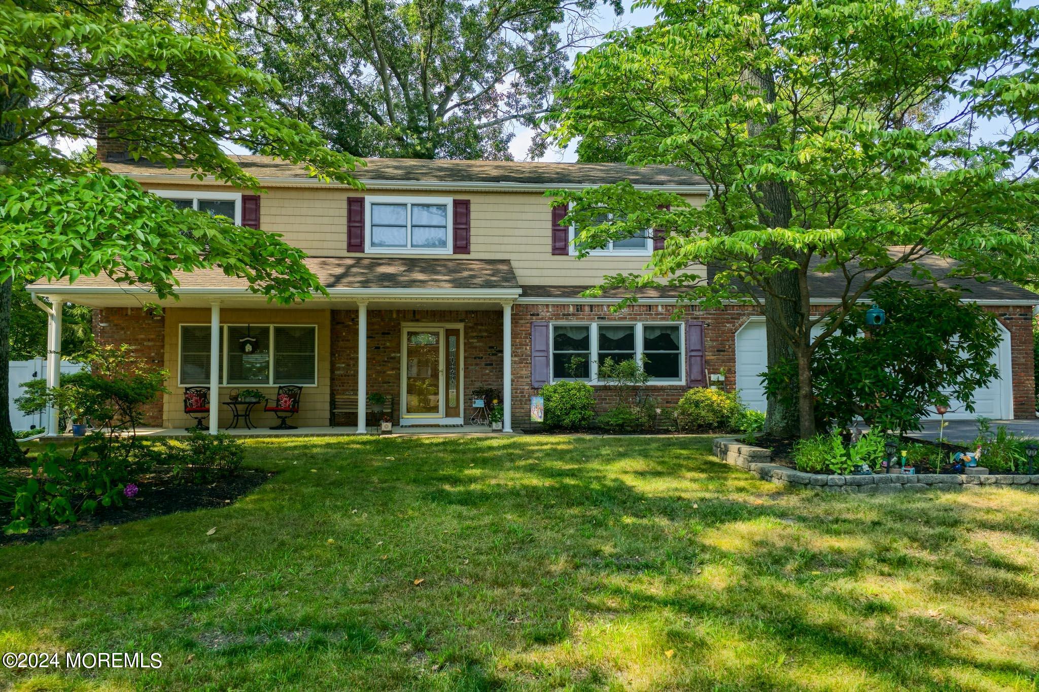 Somerset Dr, Toms River, NJ 08753