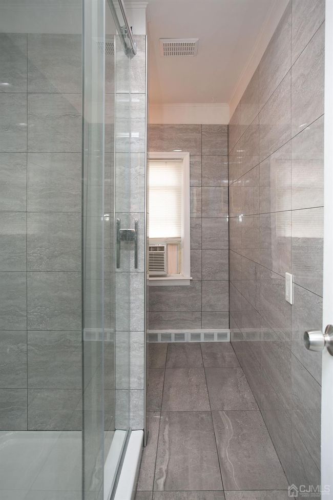 38 Evergreen Ave, House other with 3 bedrooms, 2 bathrooms and null parking in Fords NJ | Image 19