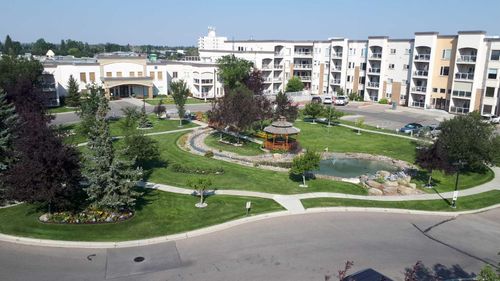 225-2020 32 St S, Lethbridge, AB, T1K7T9 | Card Image