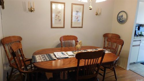 apt-4b-460 Old Town Rd, Port Jefferson Station, NY, 11776-2207 | Card Image
