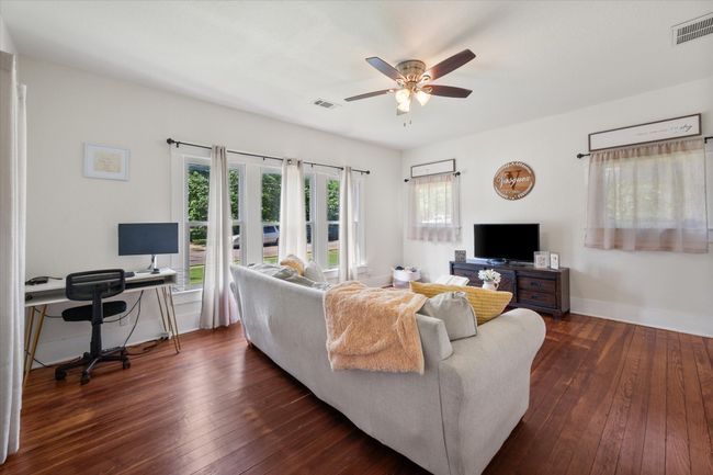 308 W Heard St, House other with 2 bedrooms, 1 bathrooms and null parking in Cleburne TX | Image 6