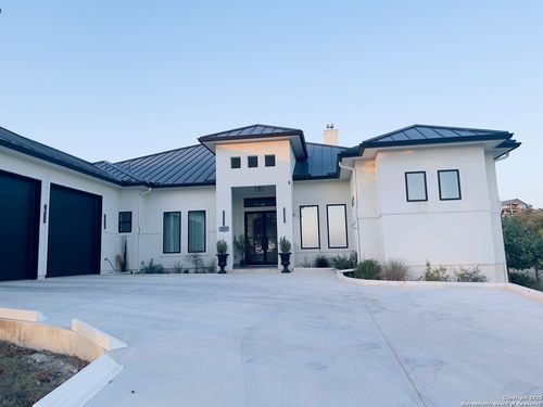 202 Mystic Shores Blvd, Spring Branch, TX, 78070-5033 | Card Image