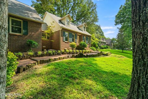2812 Century Dr, Maryville, TN, 37803-0502 | Card Image