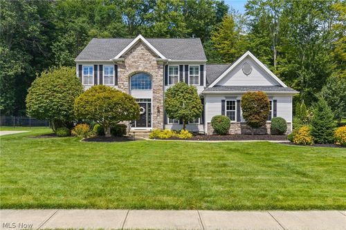 32258 Woodfield Dr, Avon Lake, OH, 44012-2556 | Card Image