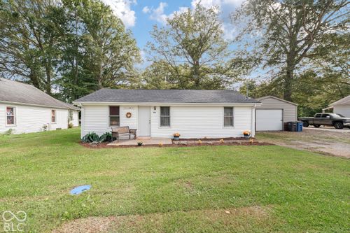 581 625, Columbus, IN, 47201-8875 | Card Image