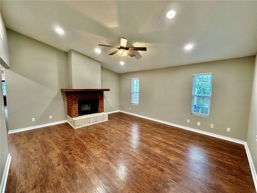 3513 W Wood St, Rogers, AR, 72756-1711 | Card Image