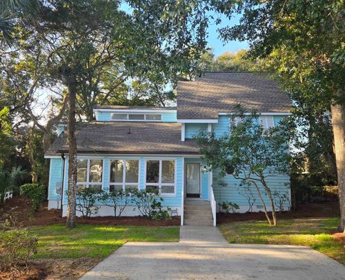 405 Oak Lake Cir, North Myrtle Beach, SC, 29582-3231 | Card Image