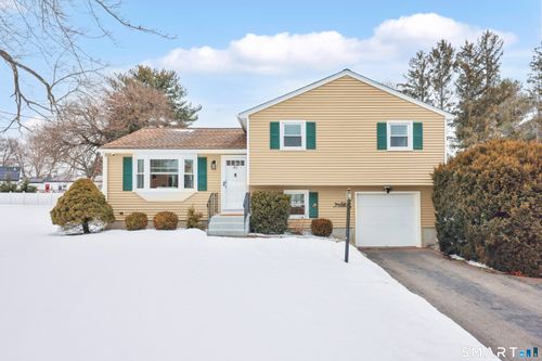 49 Lancaster Rd, Glastonbury, CT, 06033-1122 | Card Image