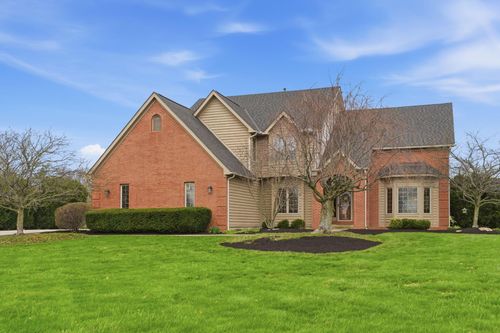 11092 Red Fox St, Canal Winchester, OH, 43110-8881 | Card Image