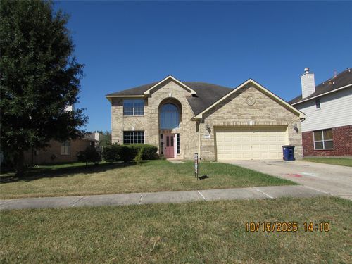 203 Rolling Springs Ln, Dickinson, TX, 77539-4092 | Card Image