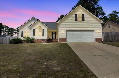 122 Jefferson Dr, Raeford, NC, 28376-8503 | Card Image