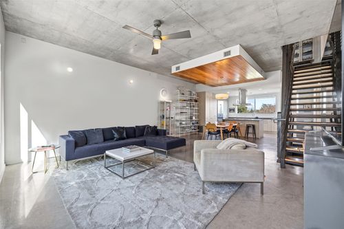 apt-25-2301 S 5th St, Austin, TX, 78704-5188 | Card Image