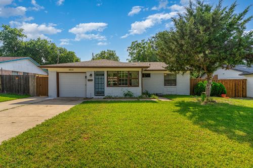 8830 Boundbrook Ave, Dallas, TX, 75243-7014 | Card Image