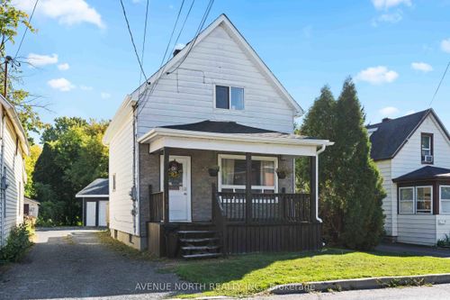 117 Bedford St, Cornwall, ON, K6J4B8 | Card Image