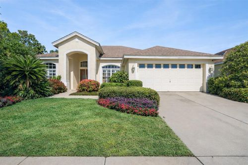 8032 Pine Hollow Dr, MOUNT DORA, FL, 32757-9118 | Card Image