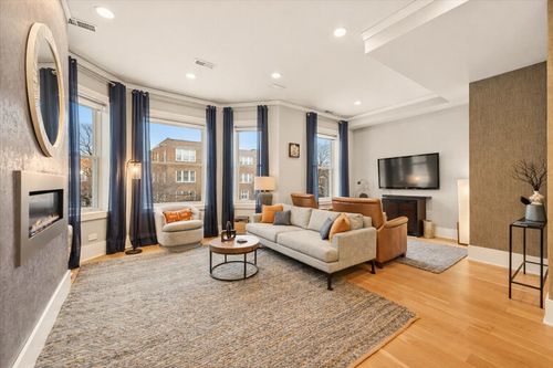 apt-2-1510 Bryn Mawr Ave, Chicago, IL, 60660-4271 | Card Image