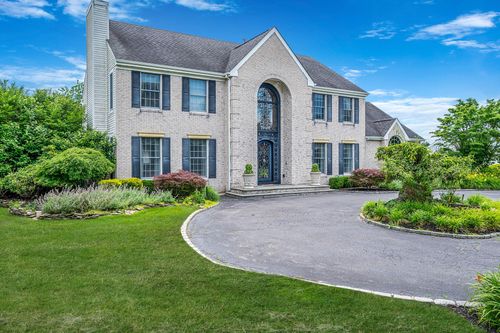 30 Miller Farms Dr, Miller Place, NY, 11764-2446 | Card Image