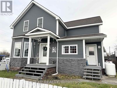 85 Birch St E, House other with 6 bedrooms, 3 bathrooms and 3 parking in Chapleau ON | Image 1