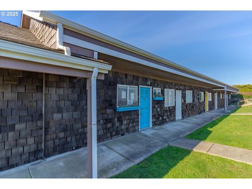 2-801 Nw Coast St, Newport, OR, 97365-3309 | Card Image