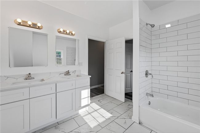 55 Warren St, Home with 5 bedrooms, 3 bathrooms and 5 parking in Providence RI | Image 20