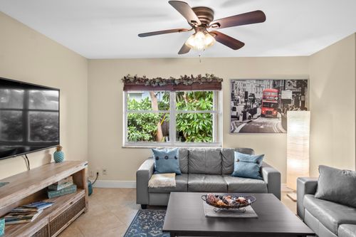 803 Ne 2nd Ave, Delray Beach, FL, 33444-4018 | Card Image