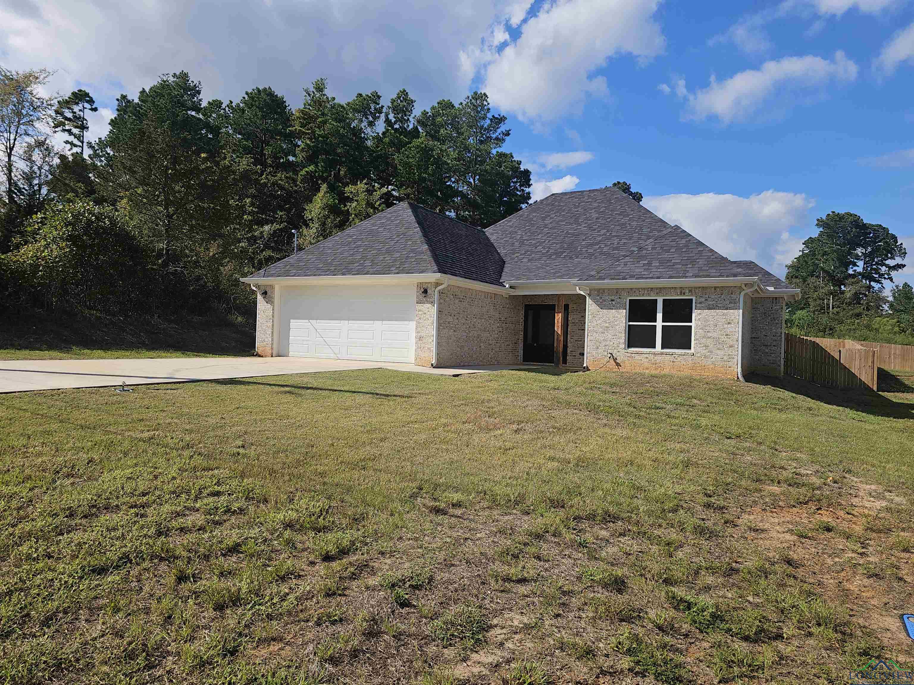 Spokane St, Gladewater, TX 75647