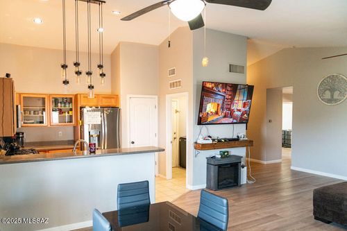 604 W Grantham St, Vail, AZ, 85641-6742 | Card Image