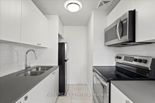 272-7555 Goreway Dr, Mississauga, ON, L4T3M9 | Card Image