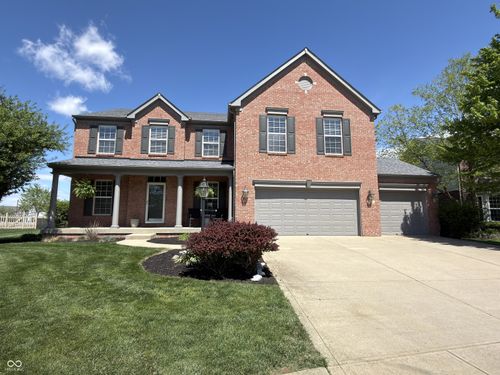 334 Arborglen Dr, Brownsburg, IN, 46112-7745 | Card Image