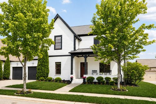 631 Finnhorse Ln, Franklin, TN, 37064-3348 | Card Image