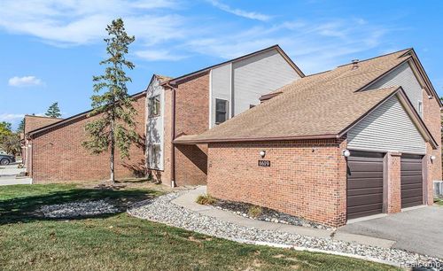 apt-205-6619 Ridgefield Cir, West Bloomfield, MI, 48322-3044 | Card Image