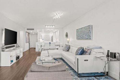 apt-414-5500 Nw 2nd Ave, Boca Raton, FL, 33487-3879 | Card Image