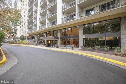 unit-1121-3800 Powell Ln, FALLS CHURCH, VA, 22041-3672 | Card Image