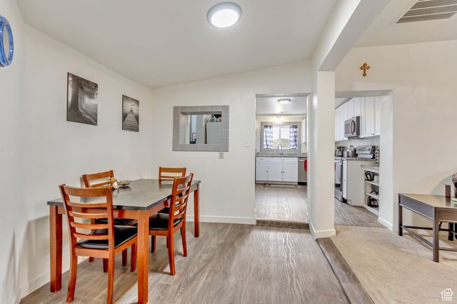 spacious dining | Image 5