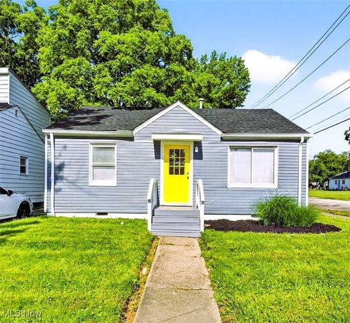 4384 E 144th Street, Cleveland, OH, 44128 | Card Image
