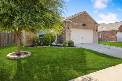 1125 Flatwater Trail, House other with 3 bedrooms, 2 bathrooms and null parking in Crowley TX | Image 2