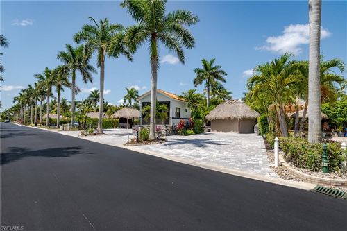 13617 Snapper Ln, NAPLES, FL, 34114 | Card Image