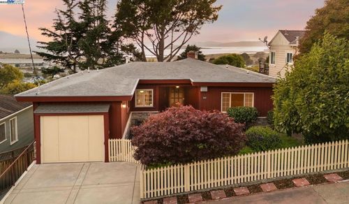 1623 Butte St, Richmond, CA, 94804-5213 | Card Image