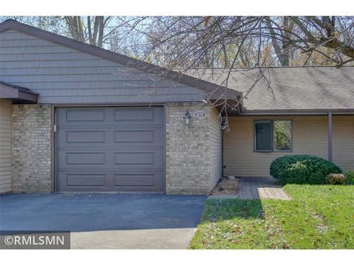 4b-874 Cedar Court, New Richmond, WI, 54017 | Card Image