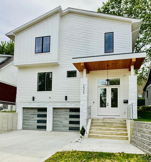 2523 Ridgeland Pl, Cincinnati, OH, 45212-1813 | Card Image