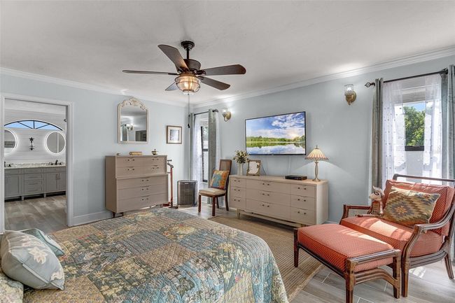 Spacious and restful Primary Suite with Ensuite bathroom | Image 19