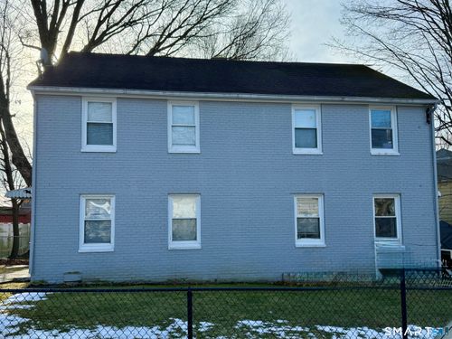 70 Manila Pl, Bridgeport, CT, 06610-2313 | Card Image