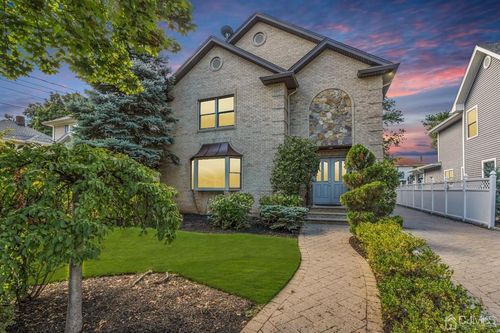 230 Lawrence Ave, Hasbrouck Heights, NJ, 07604-2110 | Card Image