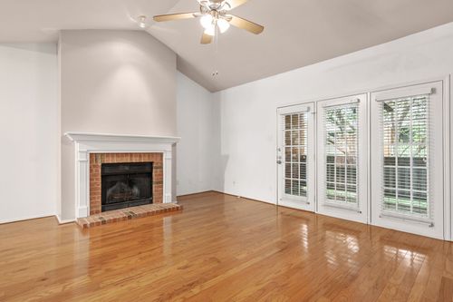 apt-4203-12660 Hillcrest Rd, Dallas, TX, 75230-2027 | Card Image