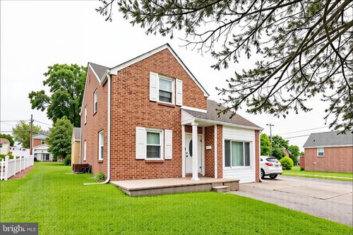 313 S Bishop Ave, Secane, PA, 19018-2714 | Card Image