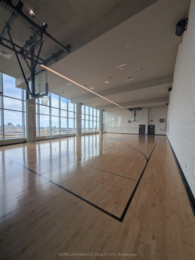 1611 - 2520 Eglinton Ave W, Condo with 3 bedrooms, 2 bathrooms and 1 parking in Mississauga ON | Image 36