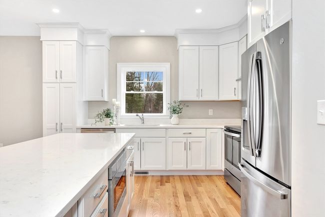 29 - 29 Willow Pond Cir, Condo with 2 bedrooms, 3 bathrooms and 2 parking in Medway MA | Image 10
