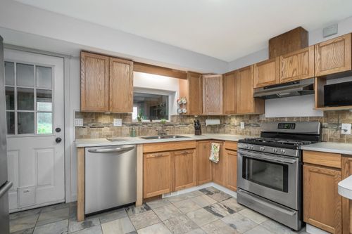 28995 Mctavish Rd, Abbotsford, BC, V4X2E7 | Card Image