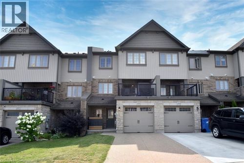 55 Jeffrey Dr, Guelph, ON, N1E0M4 | Card Image