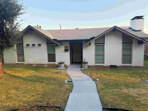 1806 Haymeadow, Carrollton, TX, 75007-5204 | Card Image